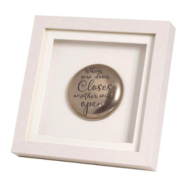A forever keepsake. Ideal as a retirement, new start or new job gift.