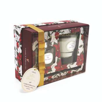 Tipperary Crystal Poinsettia White Christmas Candle & Diffuser Set